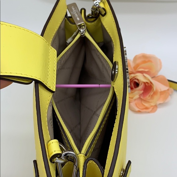 MICHAEL KORS RAYNE SM CROSSBODY SUNSHINE - Picture 13 of 16